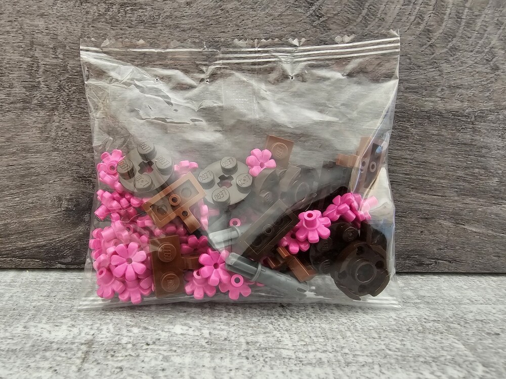 New 6206151 Lego Plant Flowers with Bar and Small Pin Hole 32606